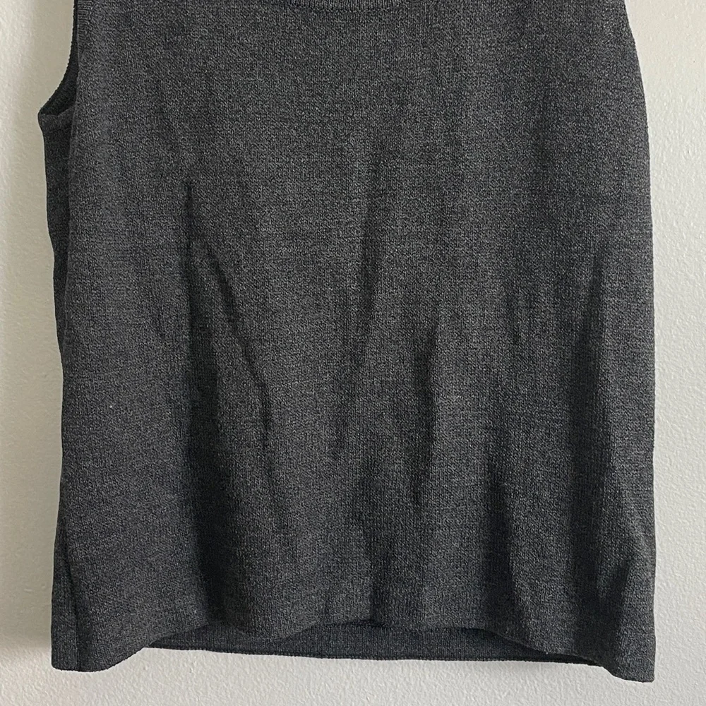 St. John Black Sleeveless Knit Tank Size P